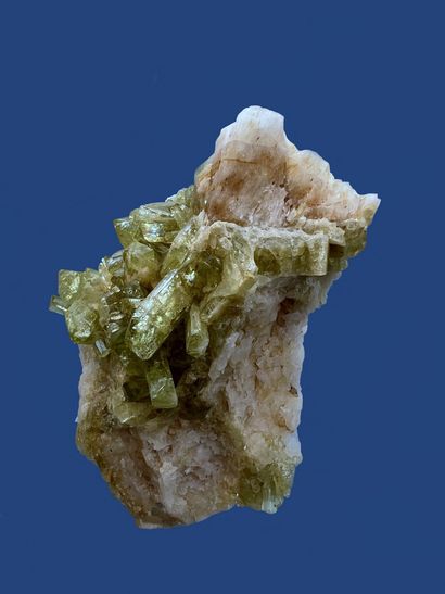 null Brazilianite, dolomite: beautiful finished prisms, green yellow, gems (up to...