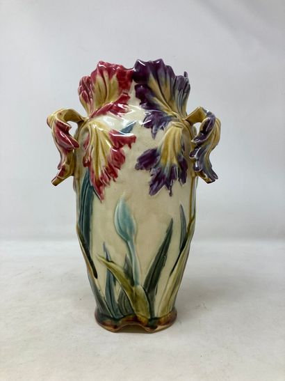 null Onnaing 

Vase au chardon. 

H. : 25cm.