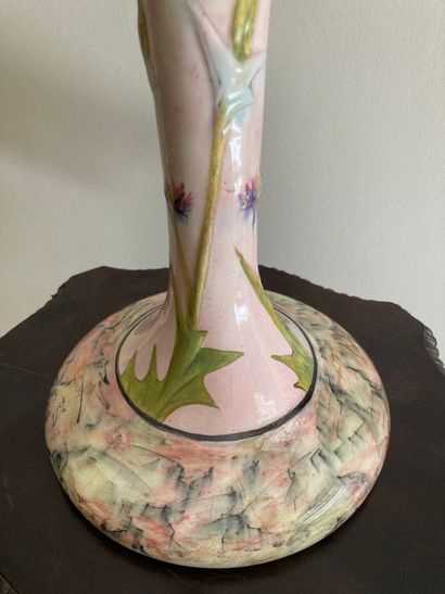null Delphin Massier 

Grand vase soliflore aux chardons. 

H. : 65cm