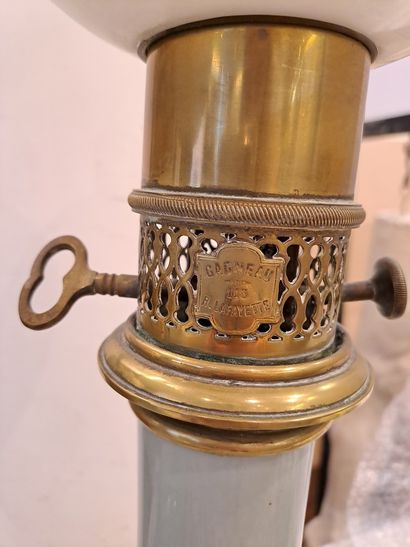 null GAGNEAU, 116 rue Lafayette

Pair of celadon porcelain oil lamp vases, gilt brass...