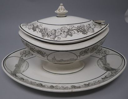 null CREIL

Sugar bowl in fine earthenware with printed decoration in gray of four...