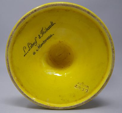 null MONTEREAU

Ewer in yellow pipe clay with black printed decoration of a landscape...