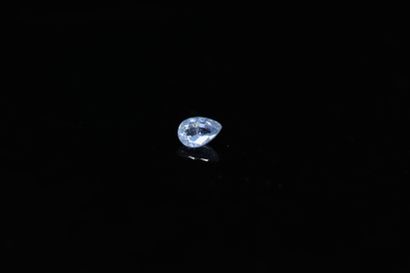 null Pear sapphire on paper. 

Probably Ceylon. 

Weight : 0.30 ct. 



Dimensions...