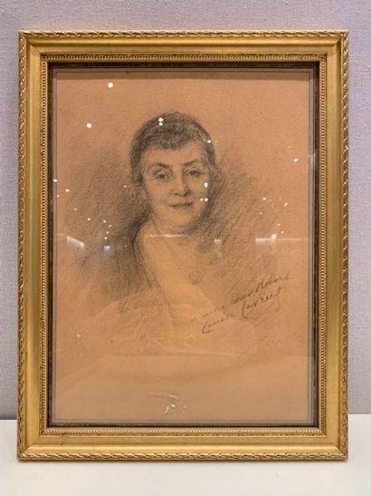 null LAUVRUT Louise (1874-c.1956)

portrait de jeune femme, 

crayon, signé et dédicacé...