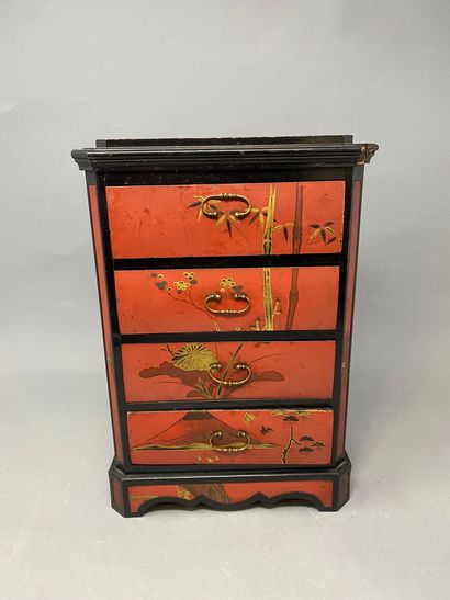 null Three lacquer boxes and a small box with 4 drawers in red lacquer with bamboo...