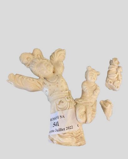 null White coral woman, child and branch

accidents
