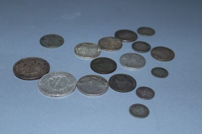 Ensemble de pièces en argent :

- 100 francs...