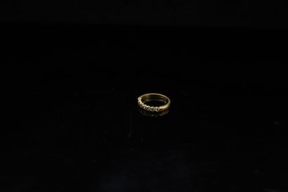null Half American wedding ring decorated with diamonds.

Eagle head hallmark.

Finger...