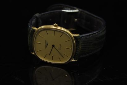 LONGINES

Lady's wristwatch, golden index,...