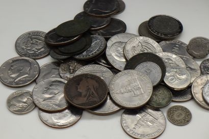 null Set of silver coins, mostly US and Swiss. Various titles.

 

Weight : 177 g.



A...