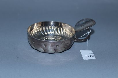 null COMPERE Ernest

Silver wine taster (Minerve), decorated with ovals and gadroons,...