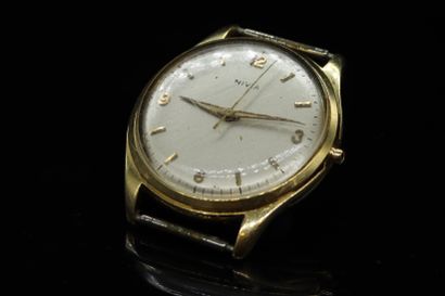 null NIVIA

Men's wristwatch case in 18k (750) yellow gold, golden Arabic numerals...