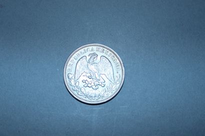 MEXICO

Coin of one peso in silver.

Obverse:...