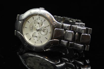 EBEL

Men's wristwatch in silver-plated metal,...