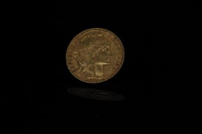 Gold coin of 20 francs Coq 1907.

1907 (x...