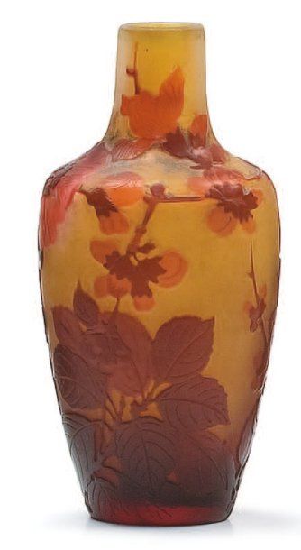 GALLÉ Émile (1846 - 1904) Vase ovoïde à col droit Épreuve de tirage industriel réalisée...