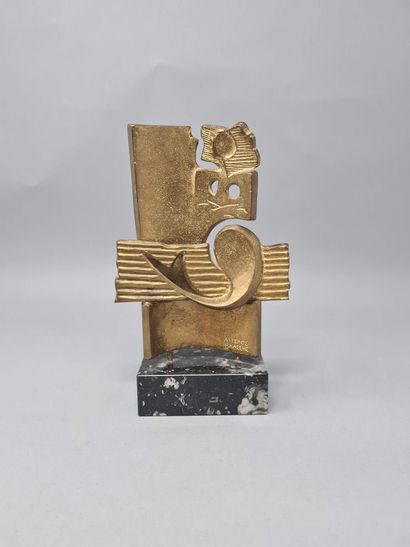 null VLASSIS Angelos (XX-XXI)

Composition 

Bronze with golden patina on a meerschaum...