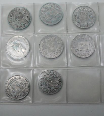 null CHARLES X

Lot de 8 pièces de 5 Francs en argent 

1826 A et K ; 1827 L et MA;...
