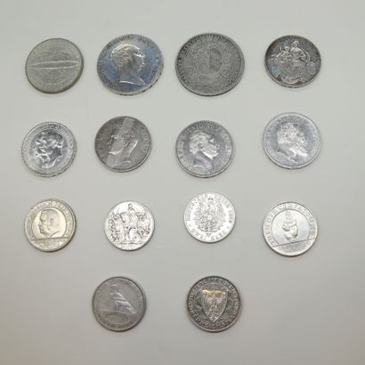 null ALLEMAGNE

Lot de 14 monnaies d'argent du XVIII au XXème siècle dont Thaler...