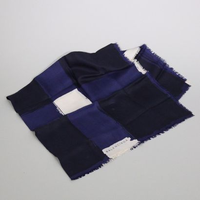 null BALENCIAGA 



Silk square fringed with two blue and white, signed in various...