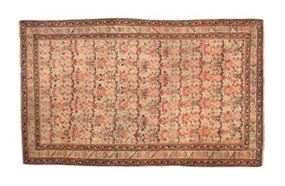 null Fine MELAYER carpet (Persia), late 19th century
Decoration called "Zili sultan".
Dimensions...