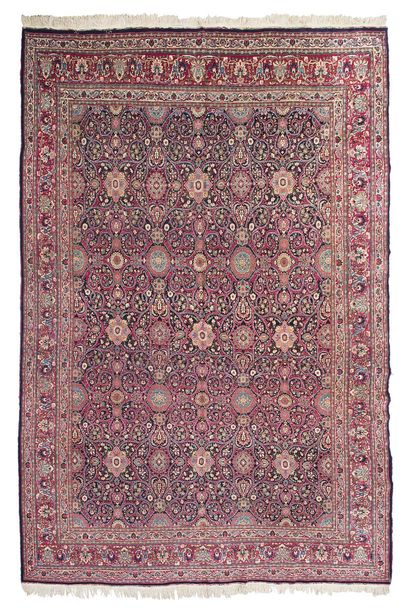 null Important MÉCHED AMOGLI carpet (Persia), end of 19th century, beginning of 20th...
