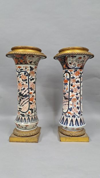 GAGNEAU

Pair of large porcelain vases of...