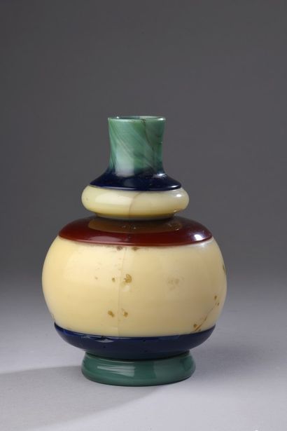 CHINE - Epoque QIANLONG (1736 - 1795)

Vase...