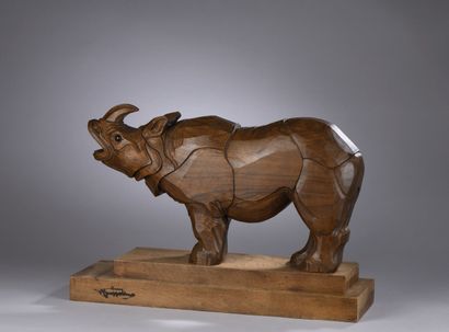 null Jean ROUPPERT (1887 - 1979)

"Rhinoceros". 

Monoxyle direct carving in varnished...