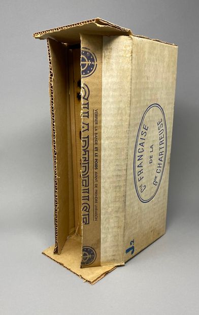 null 1	 litre 	CHARTREUSE 	"V.E.P.", 	verte 	1966	 (MB, caisse bois et carton d'...
