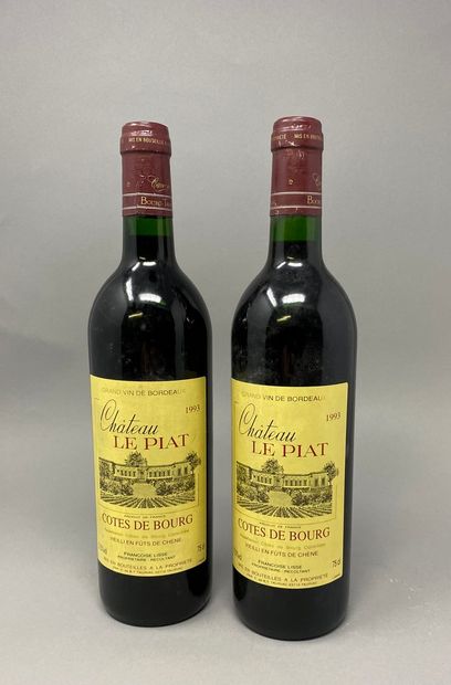 null 2 bottles, Château le plat, 1993, Cotes de Bourg, aged in oak barrels