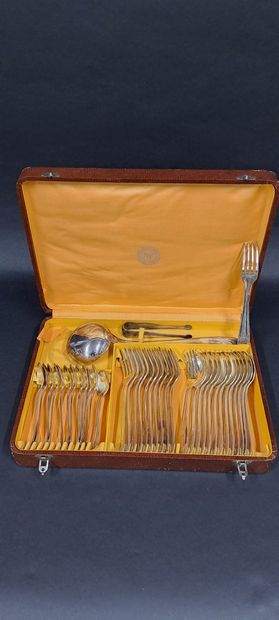 null Silver plated metal set of 37 pieces including : 12 forks, 12 soup spoons, 12...