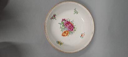 null Suite of three Meissen Marcolini porcelain covered vegetable dishes for the...