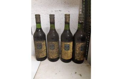 null 4 bottles CH. SMITH-HAUT-LAFITTE, Pessac-Léognan 1979 (ett, TLB)