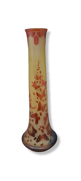 null CHARDER (In the taste of)
Important vase with long flared neck decorated with...