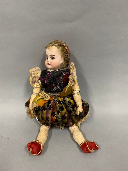 null Petite poupée allemande avec tête biscuit bouche ouverte yeux fixes corps en...