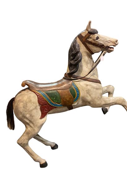 Horse of carousel in polychrome wood.
Restoration,...