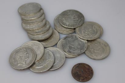 Lot of silver coins of 5 Francs including...