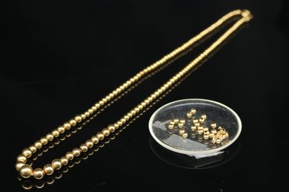 Necklace balls in yellow gold 18k (750) in...