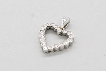 Heart pendant in 18k (750) white gold with...