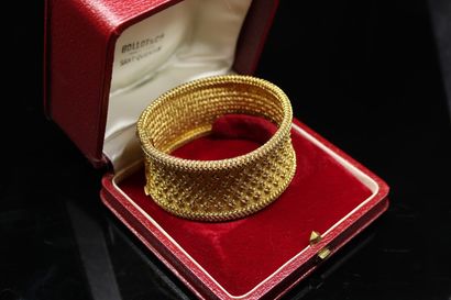 Bracelet in 18K (750) yellow gold with polished...