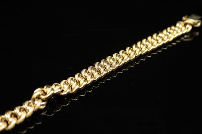 Bracelet in 18K (750) gold with braided mesh...
