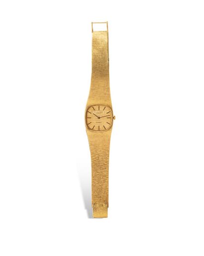 null IWC 

Circa 1970

18k (750) yellow gold men's wristwatch, gold dial, applied...