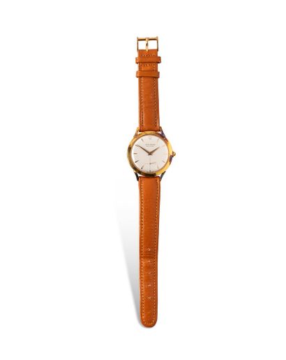 null MOVADO 

Vers 1960

N° B1143735

Montre bracelet pour homme en plaqué or, cadran...