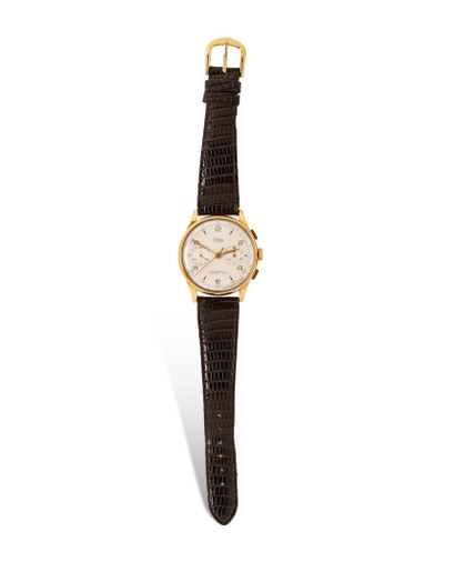 null DULCIA

Vers 1950

Montre bracelet pour homme de type chronographe en or 18k...