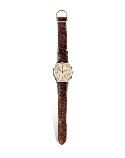 null PONTIFA 

Vers 1960

N° 284

Montre bracelet pour homme en acier de type chronographe,...