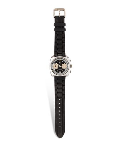 null LIP 

Vers 1970

N° 943000

Montre bracelet pour homme en acier de type chronographe,...