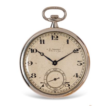null CHAUMET About 1930

N° 10428

Platinum (950) pocket watch, painted dial, Arabic...