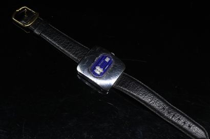 null 
BRUNEX

Montre bracelet dhomme, boitier en métal argenté, cadran à fond bleu,...