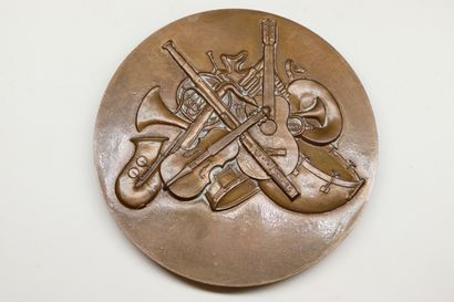 null DELAMARRE Raymond 1890-1986 (d'ap.)

Grande médaille de table en bronze. Avers...